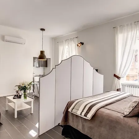Apartment Studio Bourbon